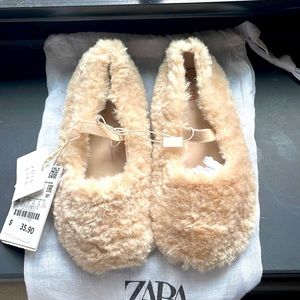 Toddler faux fur ballet shoes size 26